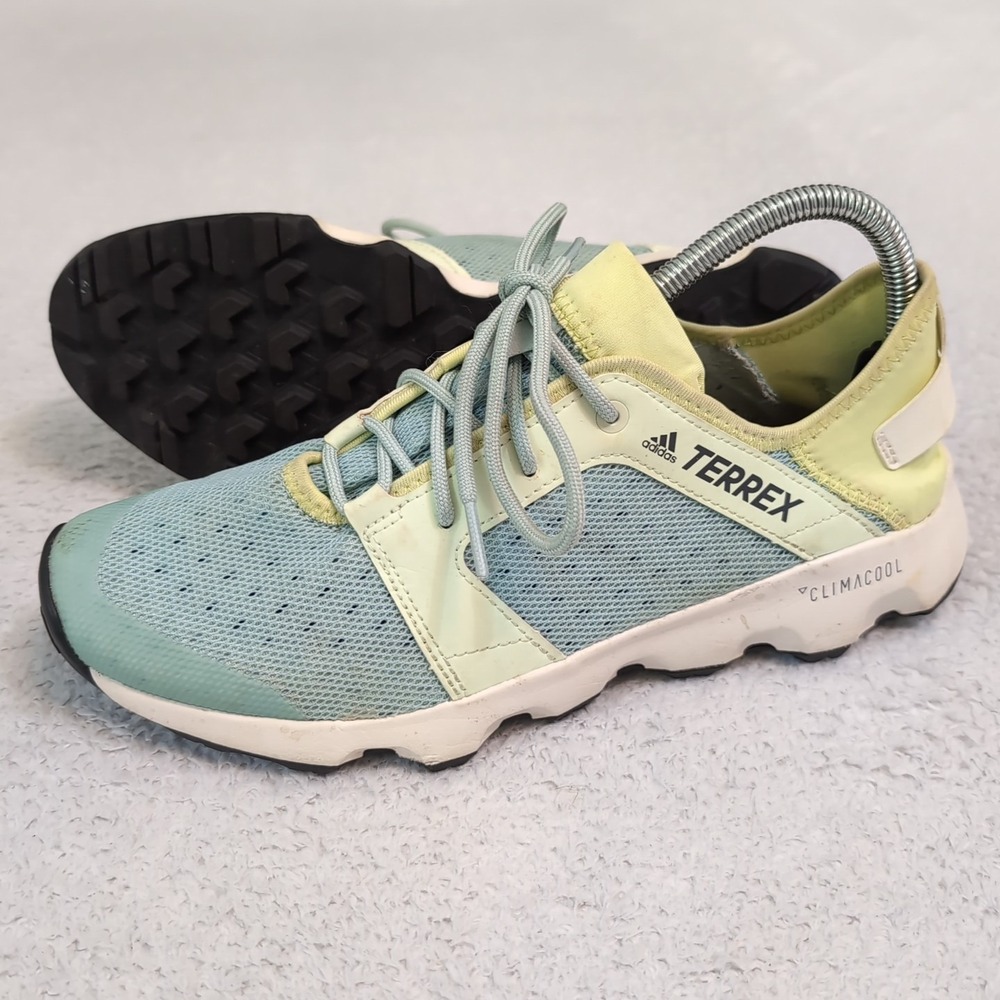 Adidas Terrex CC Voyager Sleek BC0463 Green Running Shoes Sneakers Women's 8.5